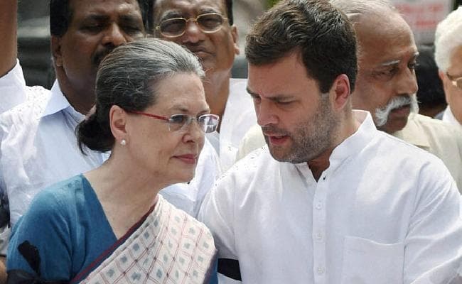 कांग्रेस ने निकाली ‘गांधी संदेश यात्रा’, बोली सोनिया यह गांधी का देश ...