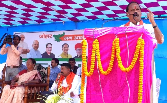 रघुवर सरकार की जन आशीर्वाद यात्रा सिमडेगा पहुंची, सीएम बोले : भ्रष्टाचार की जननी है कांग्रेस और झामुमो रघुवर सरकार की जन आशीर्वाद यात्रा सिमडेगा पहुंची, सीएम बोले : भ्रष्टाचार की जननी है कांग्रेस और झामुमो