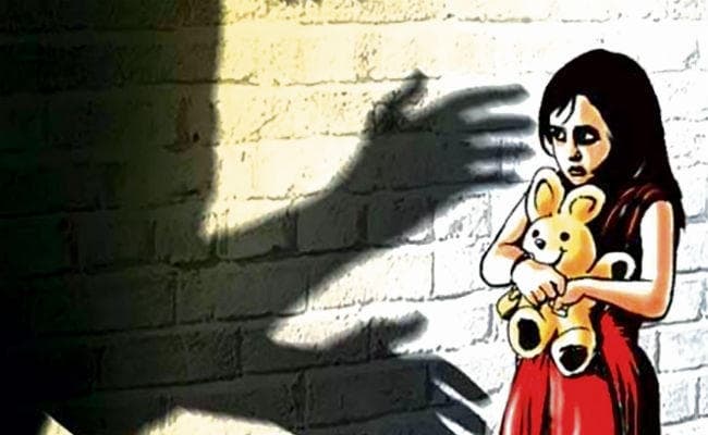 शर्मनाक! मां के साथ सो रही बच्ची को अगवा कर किया दुष्कर्म, स्थिति नाजुक