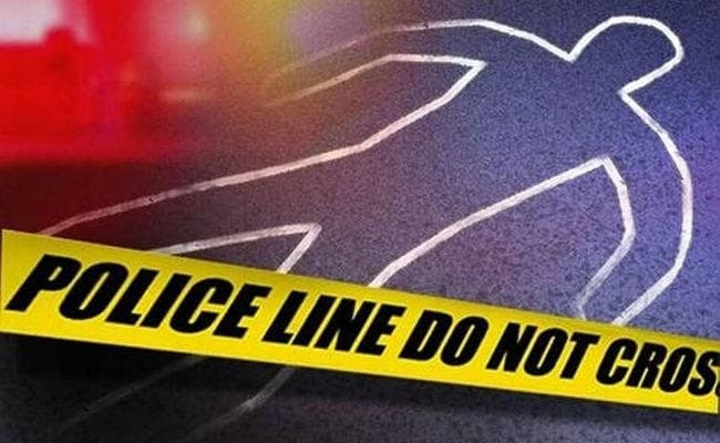 चाईबासा : मोबाइल से बात करते छत से गिरा युवक, मौत