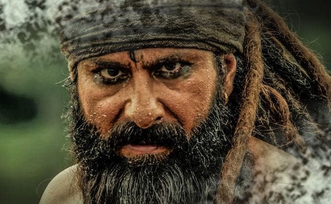 सैफ की ''लाल कप्तान'' के सामने कोई बड़ी फिल्म नहीं, पहले दिन कर सकती हैं इतनी कमाई