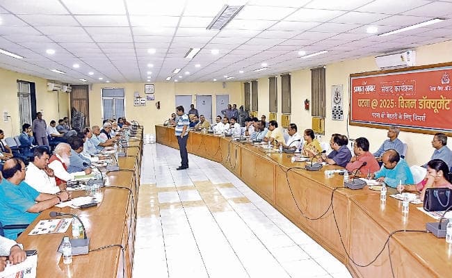 पटना : आपदा से निबटने को तैयार हों दीर्घ और अल्पकालीन योजनाएं