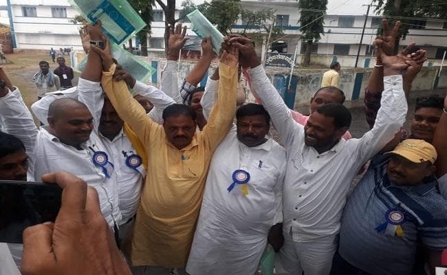 बिहार उपचुनाव परिणाम : बेलहर में राजद प्रत्याशी रामदेव जीते, जदयू के लालधारी को दिया मात