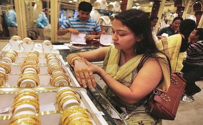 हल्के गहनों पर ग्राहकों का झुकाव