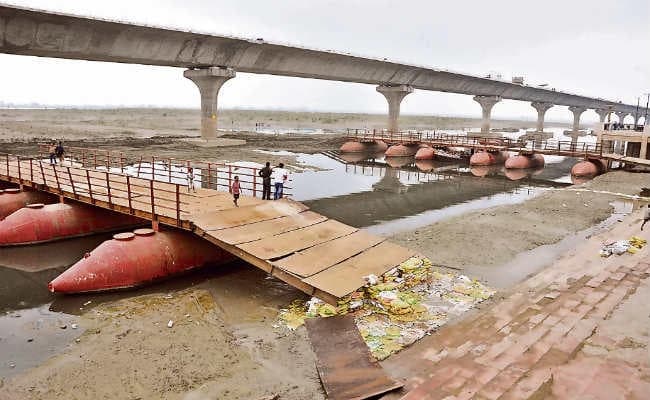 छठ महापर्व : कलेक्ट्रेट घाट लगभग तैयार, पर रास्ते अधूरे