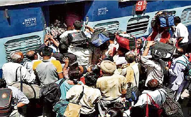 छठपूजा के लिए घर जा रहे लोग, दलालों की हुई चांदी, 40 सेकेंड में ‘तत्काल’ फुल, सात हजार रह गये वेटिंग में