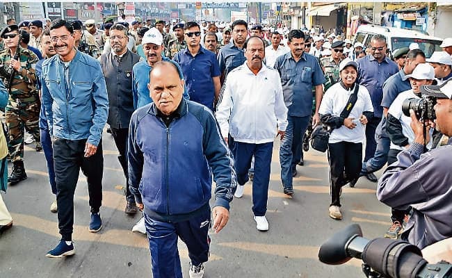 सरदार पटेल के जन्म दिवस पर राष्ट्रीय एकता दौड़ में शामिल हुए सीएम, कहा- दिलों में एक भारत, श्रेष्ठ भारत की भावना हो