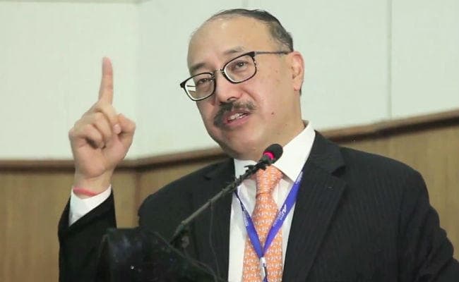 US में भारत के राजदूत हर्षवर्द्धन शृंगला ने कहा, कश्मीर मसले पर ट्रंप प्रशासन ने बहुत समझदारी दिखायी