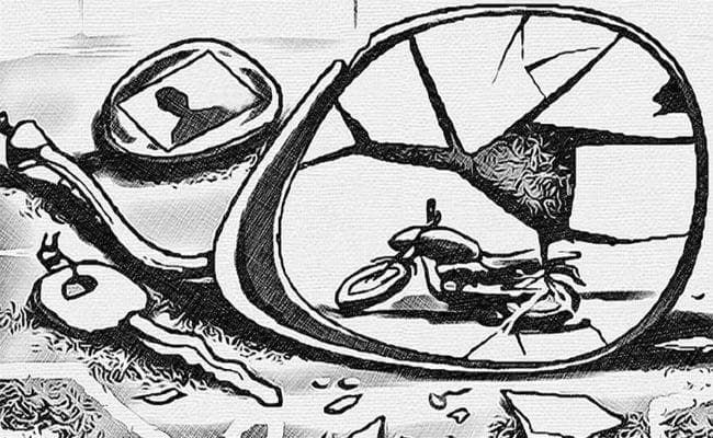 छठ घाट से लौट रहे युवक को मिनी बस ने कुचला, हुई मौत