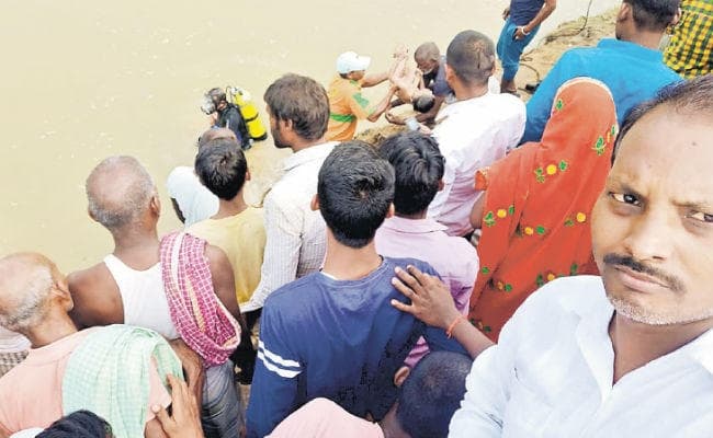 छठ घाट पर नहाने गये सात की डूबने से मौत