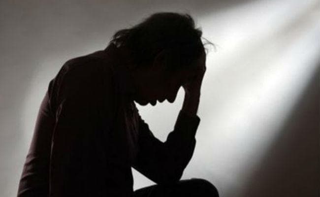 पटना : अपनों ने छोड़ा तो सड़क पर भटक रहे युवा