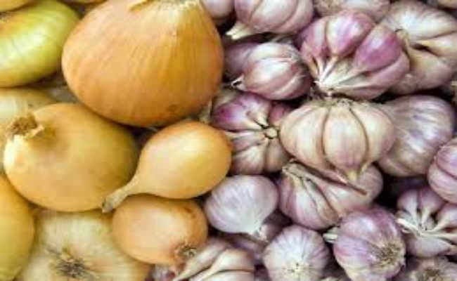 चिकेन पर भारी लहसुन, अदरक प्याज भी लाल, लोग हुए बेहाल