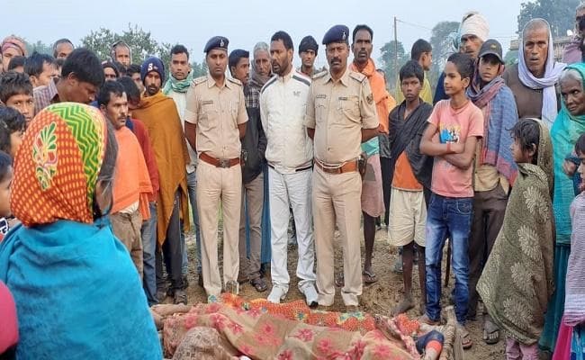 पिता के सामने पुत्र की गला रेत कर हत्या, देवघर में रहकर पढ़ाई करता था सुभाष