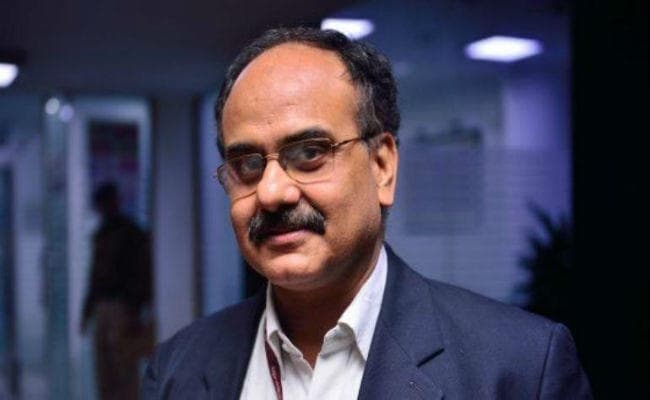घर का पता बदलने के लिए आसान नहीं बनाया गया है आधार केवाईसी का नियम, जानिये एफएम ने क्या कहा…?