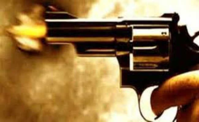 रंगदारी के लिए एम्स के सामने दवा दुकानों पर की गोलीबारी