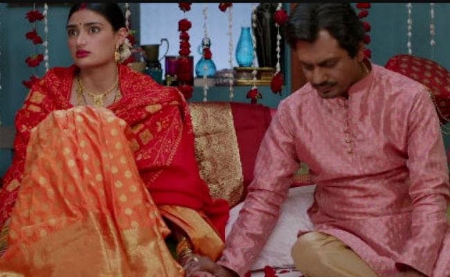 Film Review : फिल्म देखने से पहले जानें कैसी है ''मोतीचूर चकनाचूर''