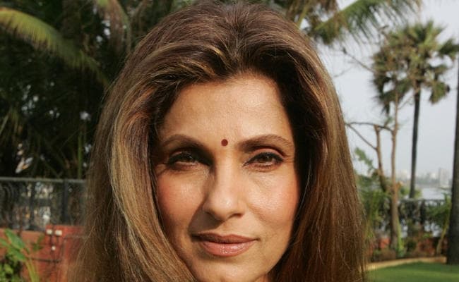 डिंपल कपाड़िया नहीं, ट्विंकल की नानी भर्ती हैं अस्पताल में