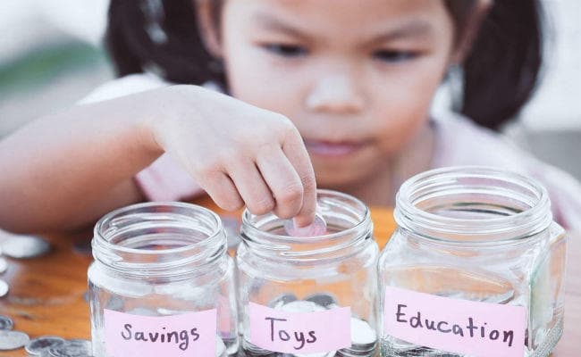 पैरेंटिंग कठिन, पर बच्चों के भविष्य की योजना बनाना मुश्किल नहीं