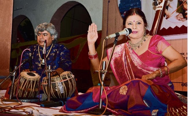 आस्था : बक्सर में पंचकोसी यात्रा और गया में फल्गु महोत्सव शुरू