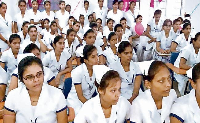 पटना : अब सरकारी कोटे से भरी जायेंगी निजी नर्सिंग स्कूलों की आधी सीटें