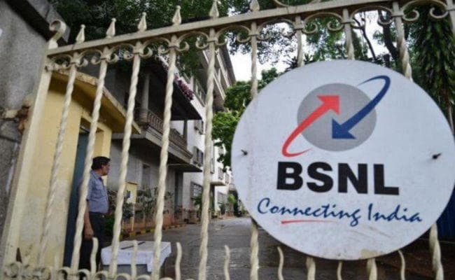 बीएसएनएल के 77,000 से ज्यादा कर्मचारियों ने चुना VRS: अधिकारी