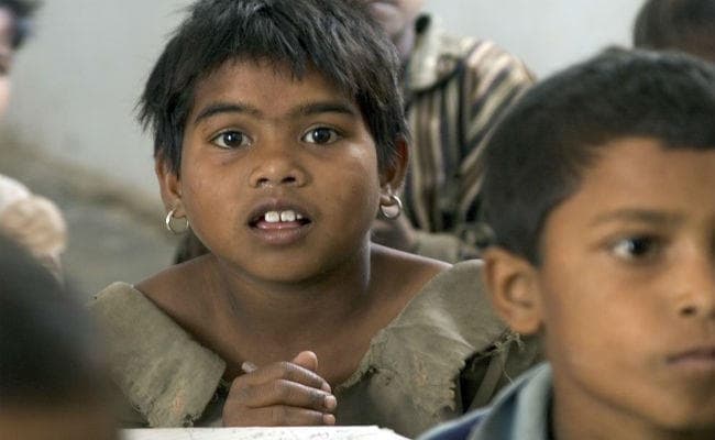 श्रम विभाग ने बेकरी से बच्चे को कराया मुक्त, संचालक पर केस