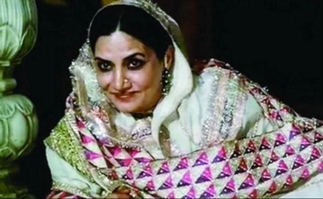 शबाना आजमी की मां शौकत कैफी का निधन