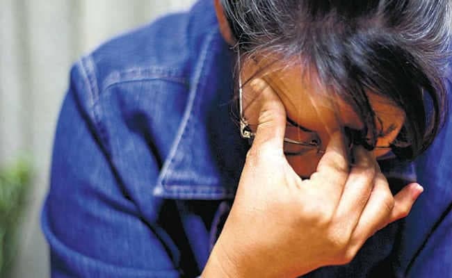 महाराष्ट्र के राजनीतिक घटनाक्रम से ‘सदमे'' में आए प्रोफेसर बीमार पड़े, मांगी छुट्टी