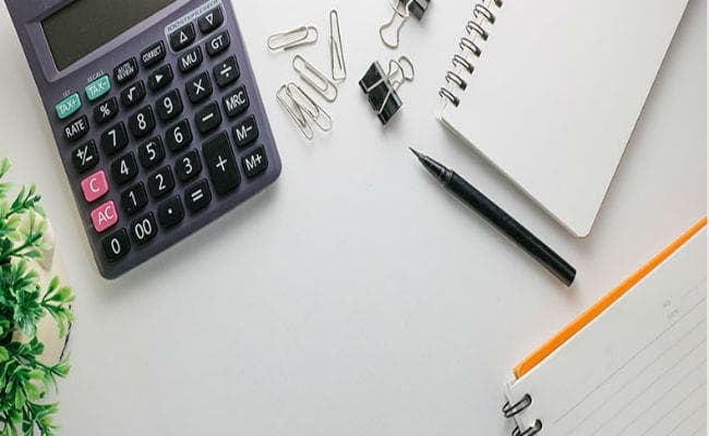 इस FD में निवेश करें और पाएं रु. 20,000 की मासिक तनख़्वाह