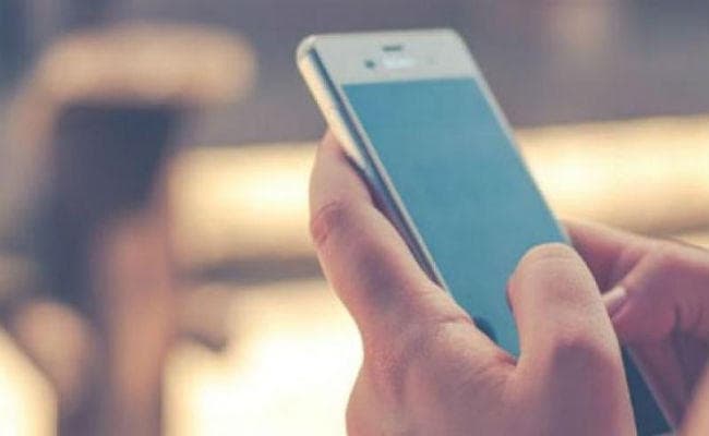 शोक प्रस्ताव के दौरान बजा विधायक का मोबाइल, हुआ जब्त