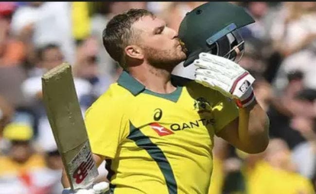 फिंच को सिर में चोट, विक्टोरिया ने स्थानापन्न खिलाड़ी को शामिल किया