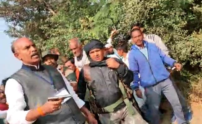 कांग्रेस प्रत्याशी केएन त्रिपाठी के पिस्तौल लहराने के मामले का हो स्पीडी ट्रायल, भाजपा की मांग, See Video