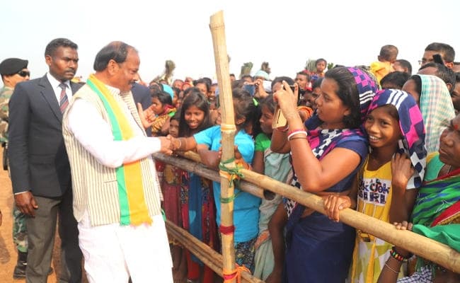 बेहद व्यस्त है मुख्यमंत्री रघुवर दास का कार्यक्रम, सभी दलों के नेताओं ने झोंकी पूरी ताकत