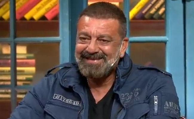 VIDEO : संजय दत्त ने जेल में कमाये पैसों का क्या किया? जवाब कर देगा भावुक