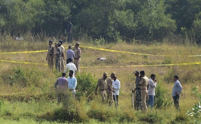 हैदराबाद मुठभेड़ : आरोपी की पत्नी बोली- अब कुछ नहीं बचा, मुझे भी मार दो