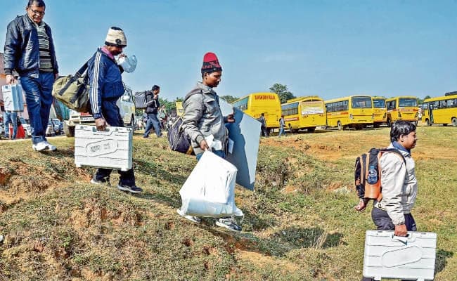 झारखंड विस चुनाव का दूसरा चरण : छह जिलों की 20 सीटों पर मतदान आज, कहीं मुश्किल है किले में सेंधमारी, तो कहीं पासा पलटने की तैयारी