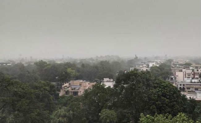 बदलने लगा है मौसम का मिजाज, बारिश के आसार