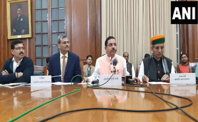 सफल रहा संसद का शीतकालीन सत्र, लोकसभा में 14 जबकि राज्यसभा में इतने विधेयक हुए पारित