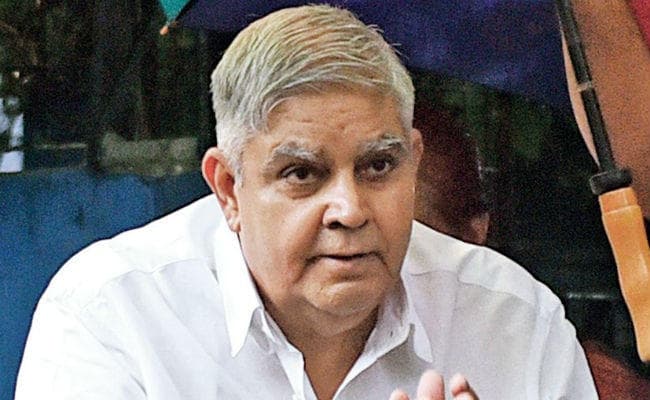 नागरिकता कानून का पालन करने के अलावा ममता के पास कोई विकल्प नहीं : धनखड़