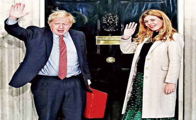 ब्रेक्जिट को साकार करने के लिए मिला, बोरिस जॉनसन को बड़ा जनादेश