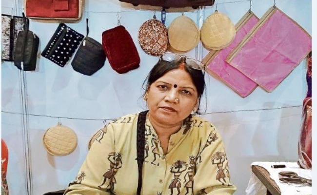 माला सिन्हा की कहानी: जीवनसाथी की प्रेरणा से ऐसे बढ़ी जीवन की गाड़ी