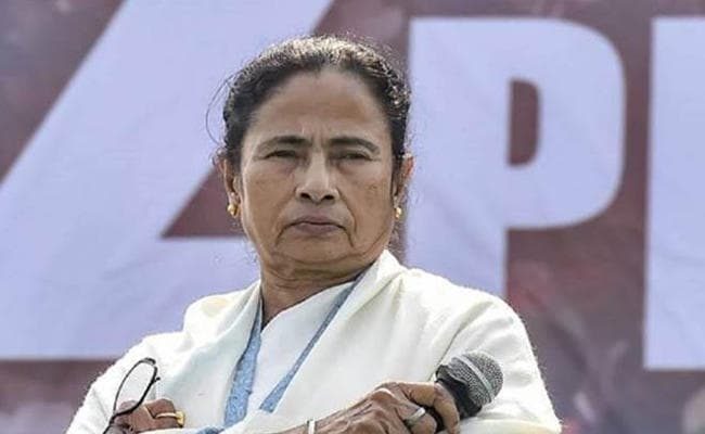 महिलाओं के खिलाफ हिंसा को ‘न’ कहें : ममता बनर्जी