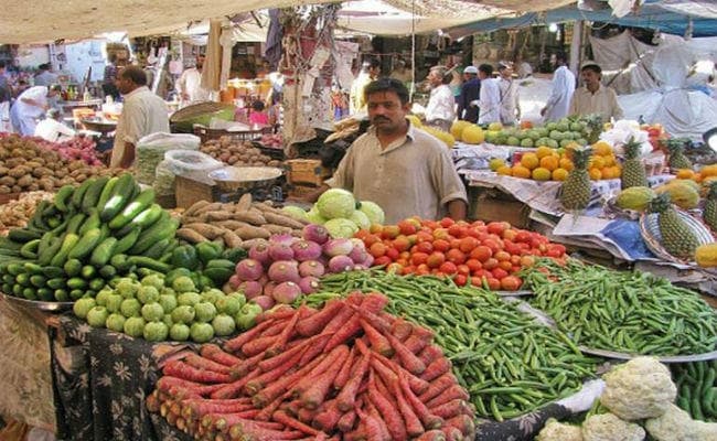 आंदोलन की आंच में झुलसीं सब्जियां, ठंड में भी हुईं महंगी