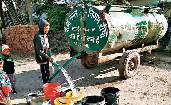 रांची : कांटाटोली समेत 36 मोहल्लों में आज से टैंकर से होगी जलापूर्ति