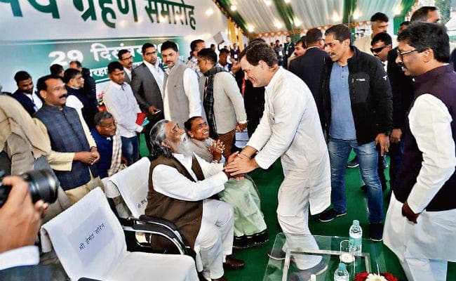 झारखंड में अब शांति व समृद्धि के नये युग की शुरुआत होगी : राहुल गांधी