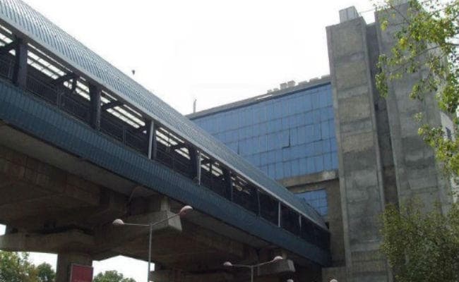 दिल्ली सरकार ने प्रगति मैदान मेट्रो स्टेशन नाम बदलकर सुप्रीम कोर्ट मेट्रो स्टेशन किया