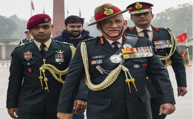 जनरल रावत ने कहा- सेना सीमा पर किसी भी चुनौती से निपटने के लिए तैयार