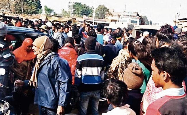 मांडर : मुड़मा में किशोरी की हत्या, एनएच किनारे खेत में फेंकी हुई मिली लाश