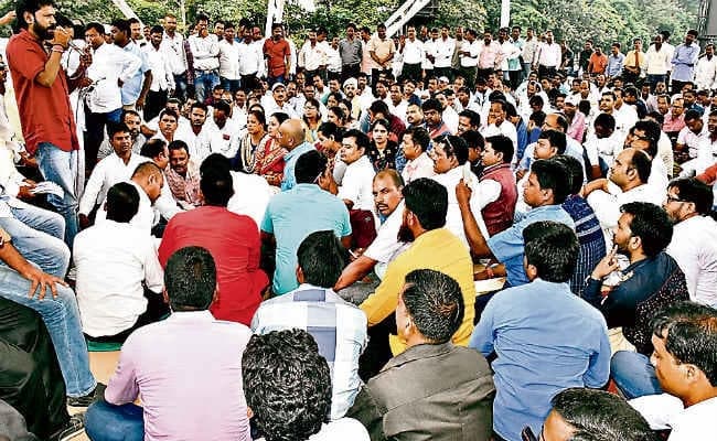 रांची : पारा शिक्षकों ने सीएम की अपील ठुकरायी, कहा- जारी रहेगी हड़ताल