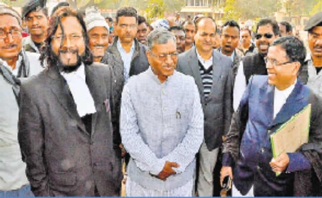 देवघर : बाबूलाल, फुरकान व सुबोध प्रसाद कोर्ट में हुए हाजिर